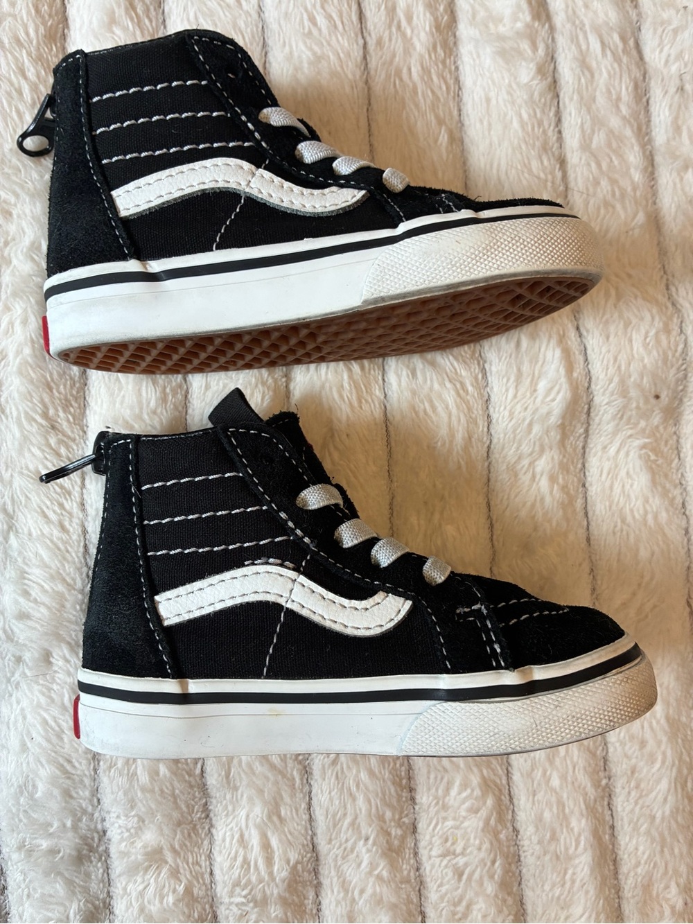 Vans Sk8-Hi Zip Toddler Shoes | Black | Size